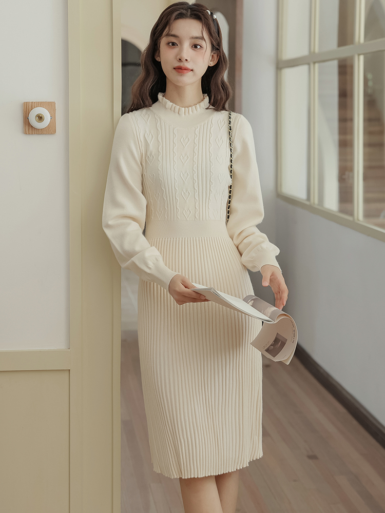 Cream White Knit Dress Winter 2023 Women Simple Literary Bubble Sleeve Stand Collar