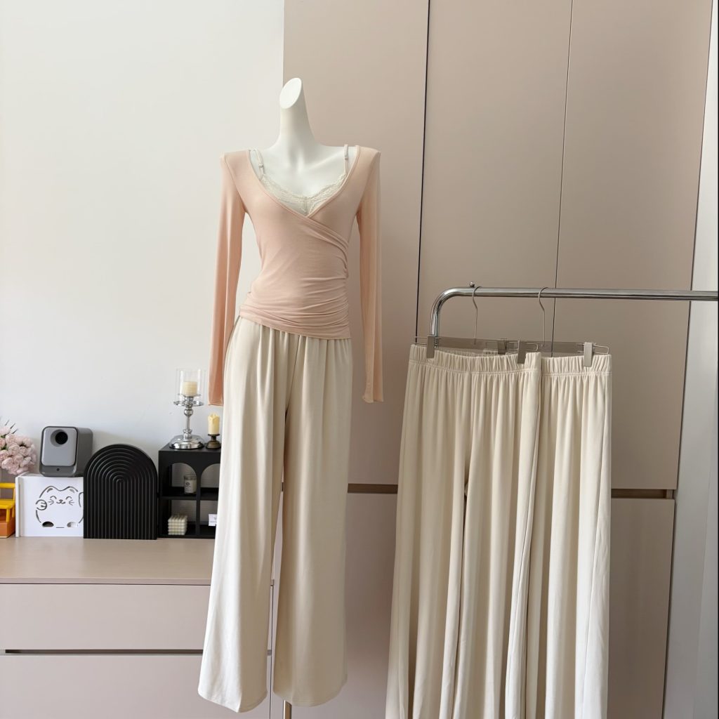 JAYKY YANG Lace Pleated Cami and Straight Loose Knit Pants Set - Style a50e5a