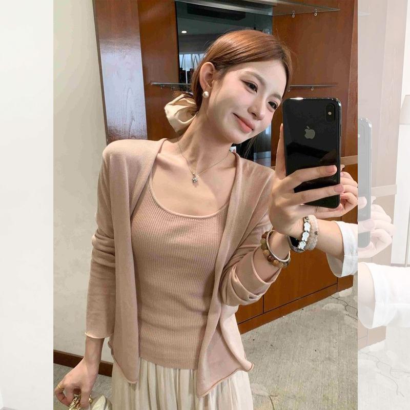 Early Autumn Soft Pink Knit Cardigan and Camisole Two-Piece Set for Women Korean Style Slimming Elegant Minimalist Inner Top