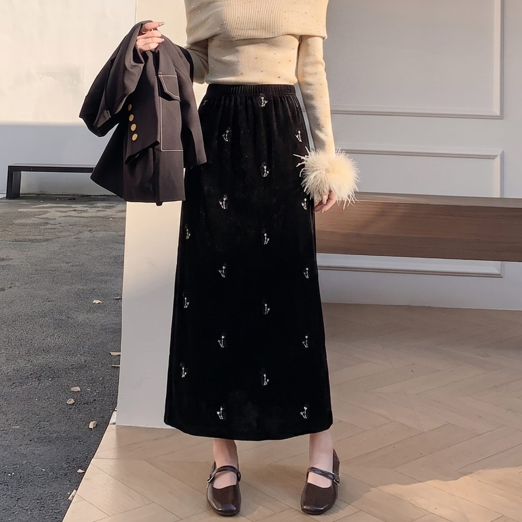Maillard Brown Suede Embroidered Midi Skirt Women Autumn 2026 Back Slit Straight Skirt